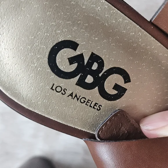 GBG Los Angeles Jelty Faux Leather Platform Heel Sandals - Picture 11 of 13